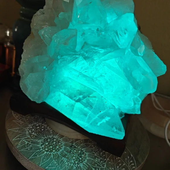 Clear Quartz. 9.7lb. - Picture 3 of 8